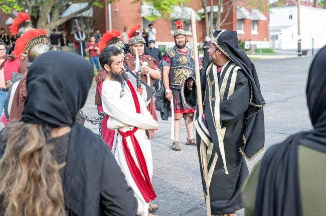 Stations of the cross 3